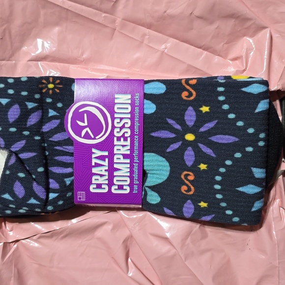 Crazy Compression Socks Womens Size Large 10-13 - Picture 1 of 4